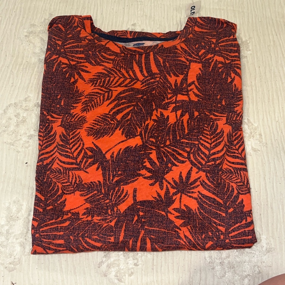 COPY - Mens old navy t shirt